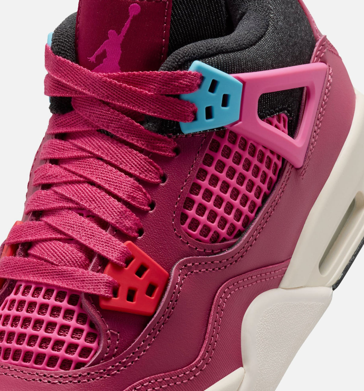 Air Jordan 4 Retro She’s A Star Grade School – Sweet Beet/Desert Pink/Off Noir/Chalk