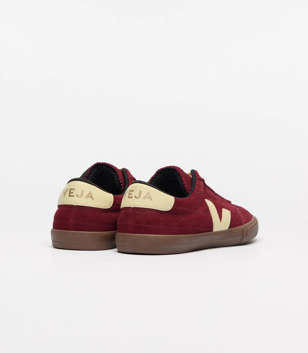 Veja Panenka Suede
